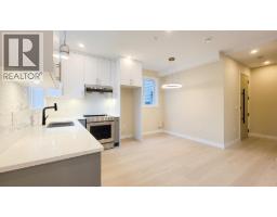 3433 E 23rd Avenue, Vancouver, BC V5R1C1 Photo 8