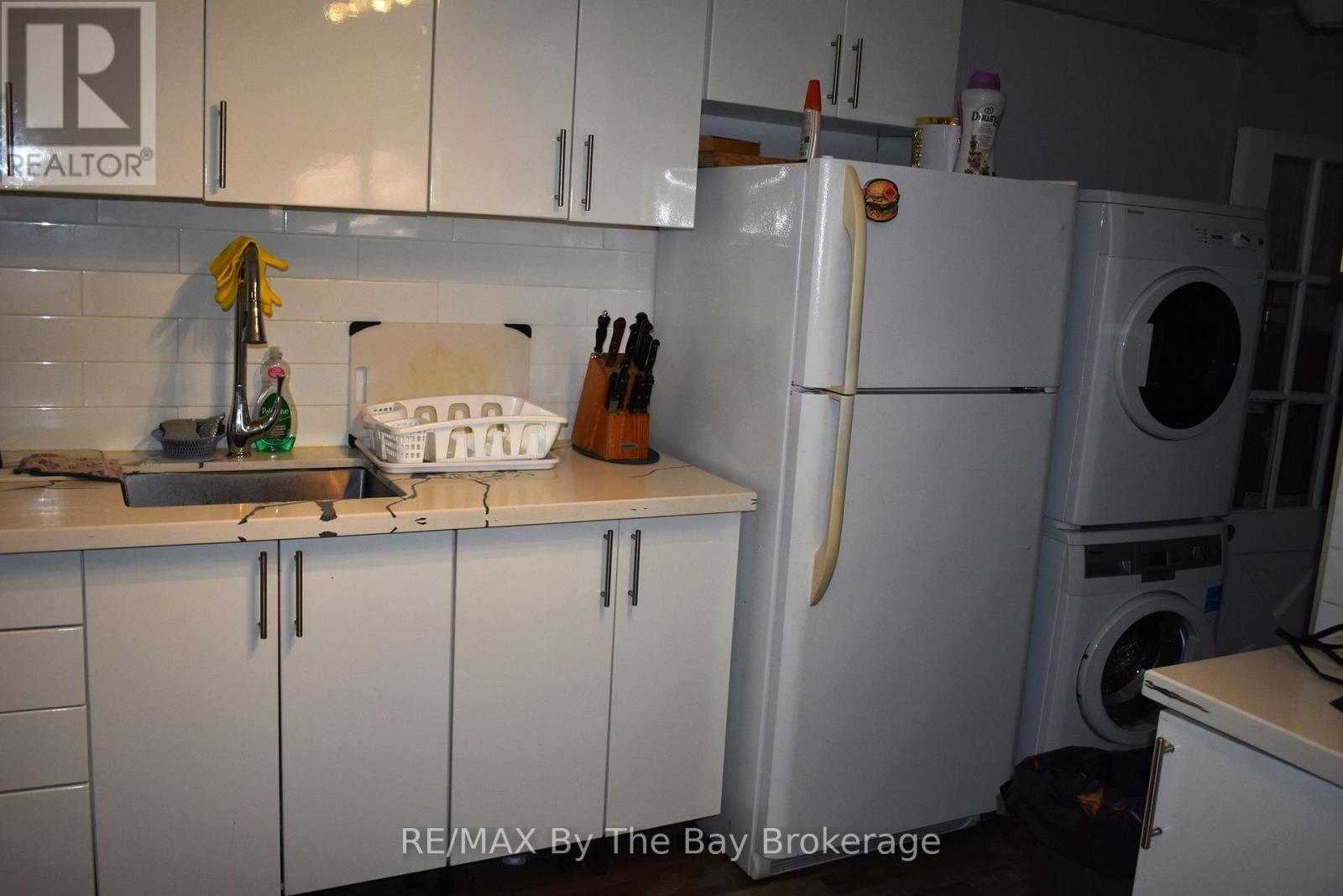 16 Albert Street, Wasaga Beach, Ontario, L9Z2M2, Wasaga Beach, Ontario — photo 5 of 5