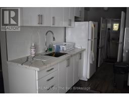 16 Albert Street, Wasaga Beach, ON L9Z2M2 Photo 11