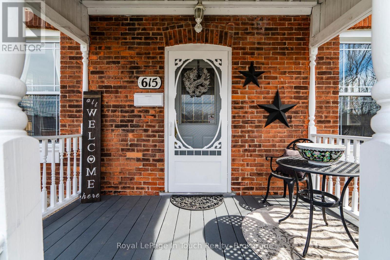 615 BAY STREET, Midland — photo 4