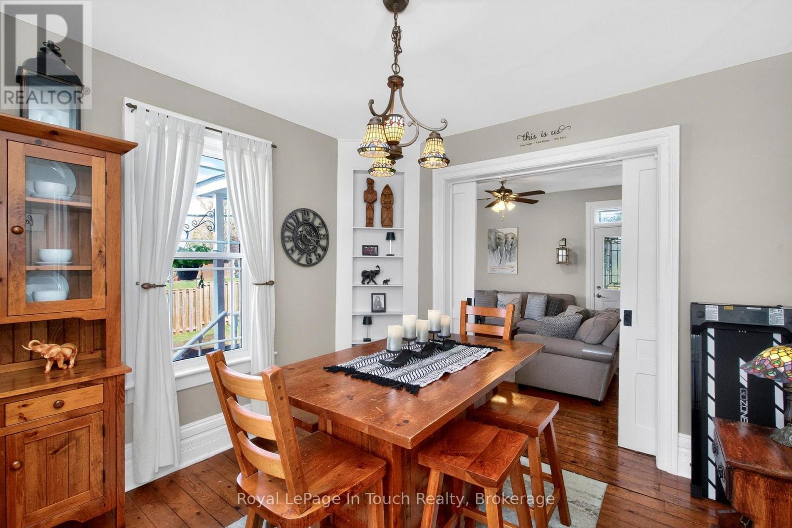 615 BAY STREET, Midland — photo 8