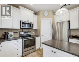 24070 Hill Avenue, Maple Ridge, BC V2W1Z9 Photo 11
