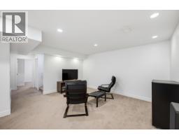 24070 Hill Avenue, Maple Ridge, BC V2W1Z9 Photo 22