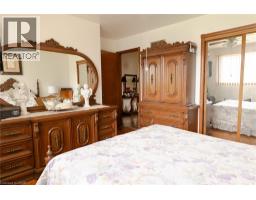 Bedroom - 43 Henley Drive, Stoney Creek, ON L8E3T1 Photo 13