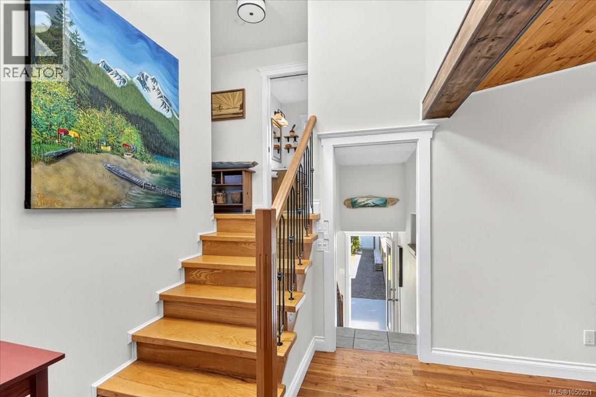 2955 15th Ave - Image 19