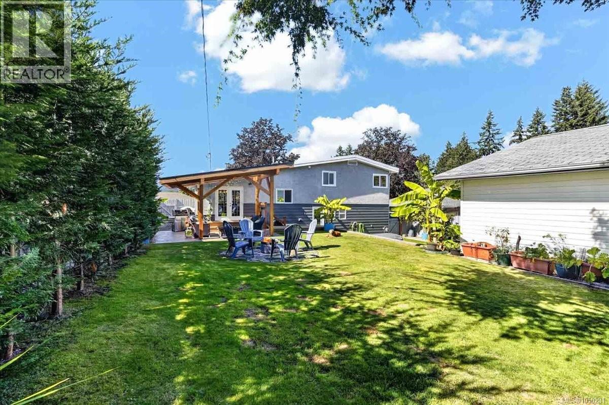 2955 15th Ave - Image 48