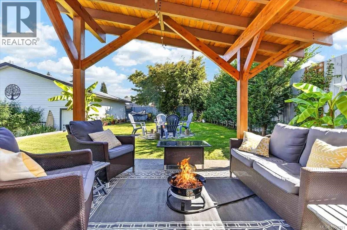 2955 15th Ave - 54