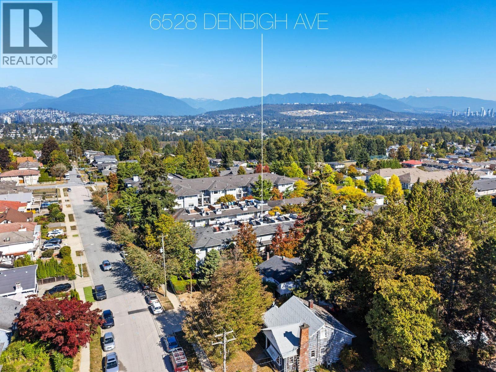 2 Bed, 2 Bath House for Sale in Burnaby – 44 6528 DENBIGH AVENUE, Burnaby – MLS# R3167603 - Image 39