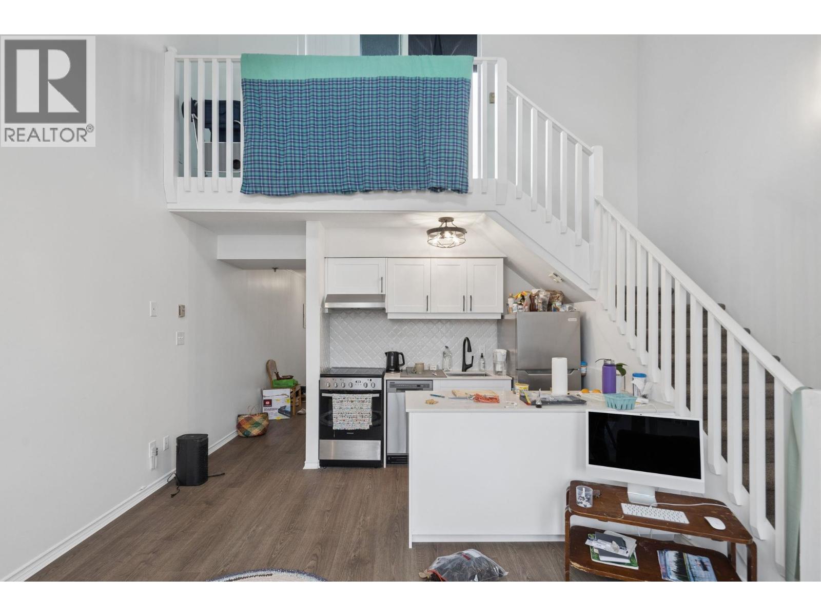 1 Bed, 1 Bath House for Sale in Vancouver – 6 2023 WEST 4TH AVENUE, Vancouver – MLS# R3167633 - Image 8