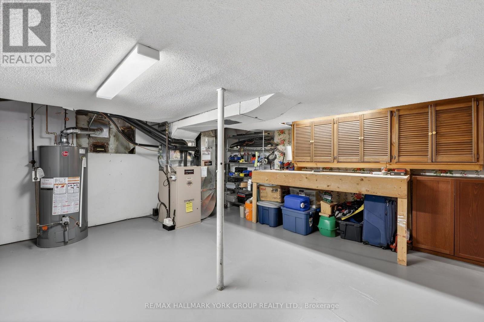 8 GRANT COURT - 39