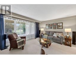 8 Grant Court, East Gwillimbury, ON L0G1R0 Photo 19