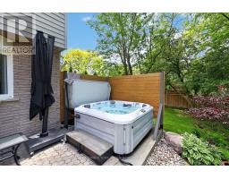 8 Grant Court, East Gwillimbury, ON L0G1R0 Photo 43