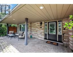 Family room - 8 Grant Court, East Gwillimbury, ON L0G1R0 Photo 8