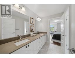 90 Professor Day Drive, Bradford West Gwillimbury, ON L3Z4J3 Photo 32
