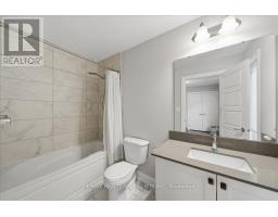 90 Professor Day Drive, Bradford West Gwillimbury, ON L3Z4J3 Photo 37