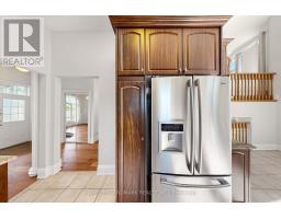 209 Redstone Road, Richmond Hill, ON L4S2E2 Photo 11