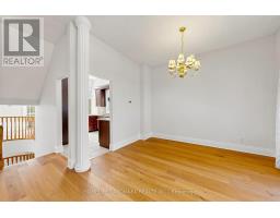 Family room - 209 Redstone Road, Richmond Hill, ON L4S2E2 Photo 6