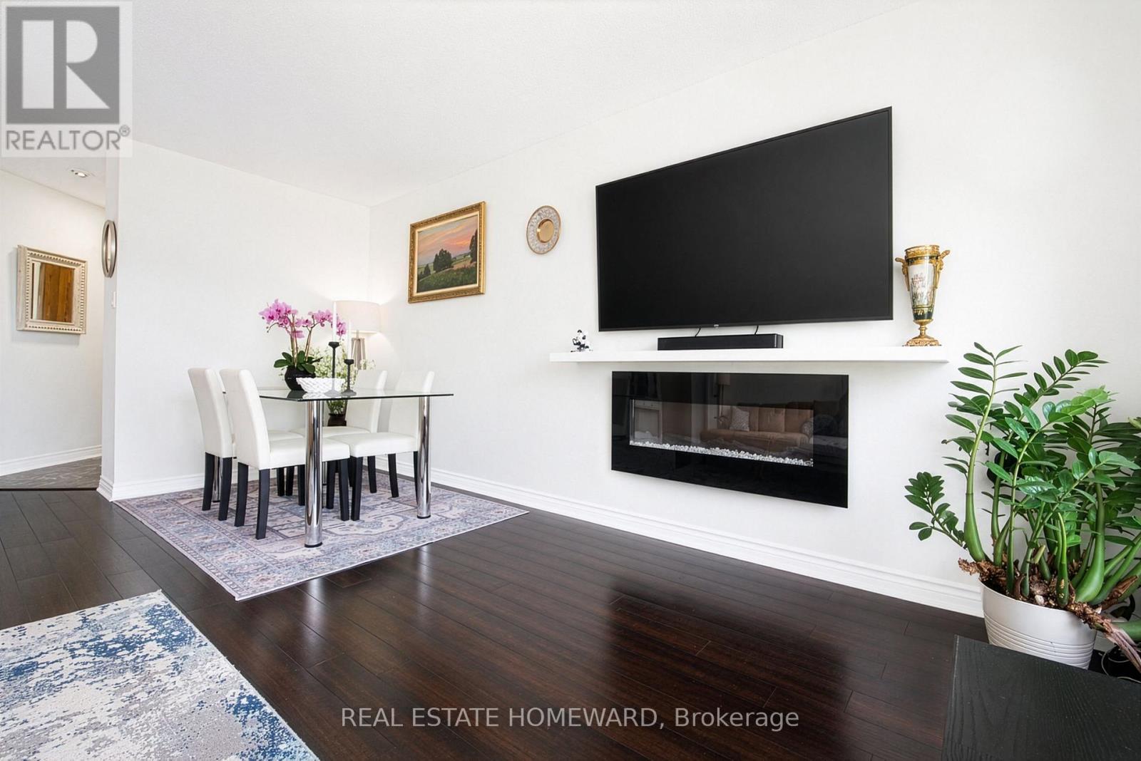 Photo of 1610 - 2285 LAKE SHORE BOULEVARD W