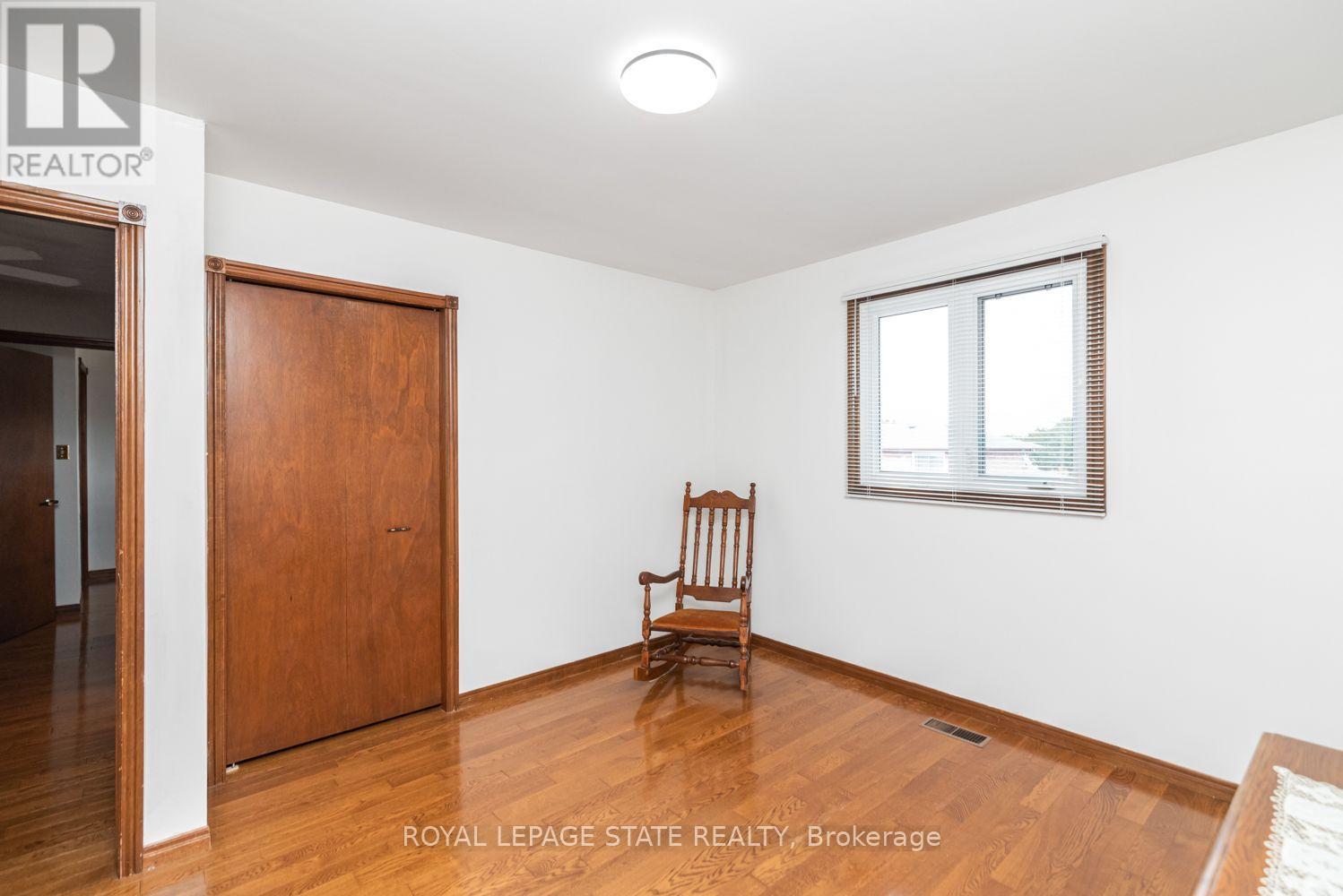 311 HEMLOCK AVENUE - 18