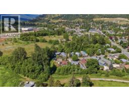 Full bathroom - 2007 Heighway Crescent, Lumby, BC V0E2G0 Photo 7