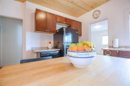 Kitchen - 953 William Avenue, Winnipeg, MB R3E0Z7 Photo 9