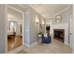 3098 Mcbride Avenue, Surrey, BC V4A3H1 Photo 10