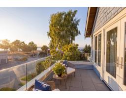 3098 Mcbride Avenue, Surrey, BC V4A3H1 Photo 18