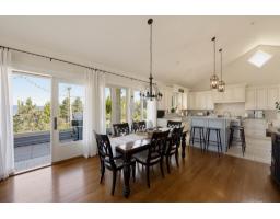 3098 Mcbride Avenue, Surrey, BC V4A3H1 Photo 19