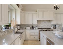 3098 Mcbride Avenue, Surrey, BC V4A3H1 Photo 20