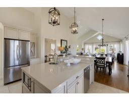 3098 Mcbride Avenue, Surrey, BC V4A3H1 Photo 23