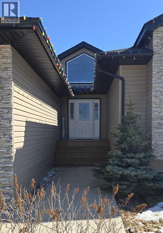 9221 91 Ave, Lac La Biche, Alberta, T0A2C0, Lac La Biche, Alberta — photo 2 of 5