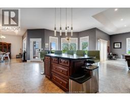 Mud room - 916 Mersea Rd 2, Leamington, ON N8H3V7 Photo 11