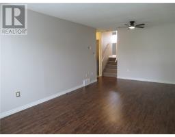 Living room - 880 Woodbine Avenue, Sudbury, ON P3A5A8 Photo 7