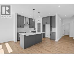 4pc Bathroom - 492 Northern Lights Place, Langdon, AB T0J1X2 Photo 6