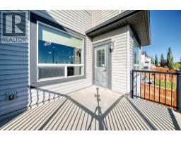 Kitchen - 124 Nolanfield Way Nw, Calgary, AB T3R0M8 Photo 18