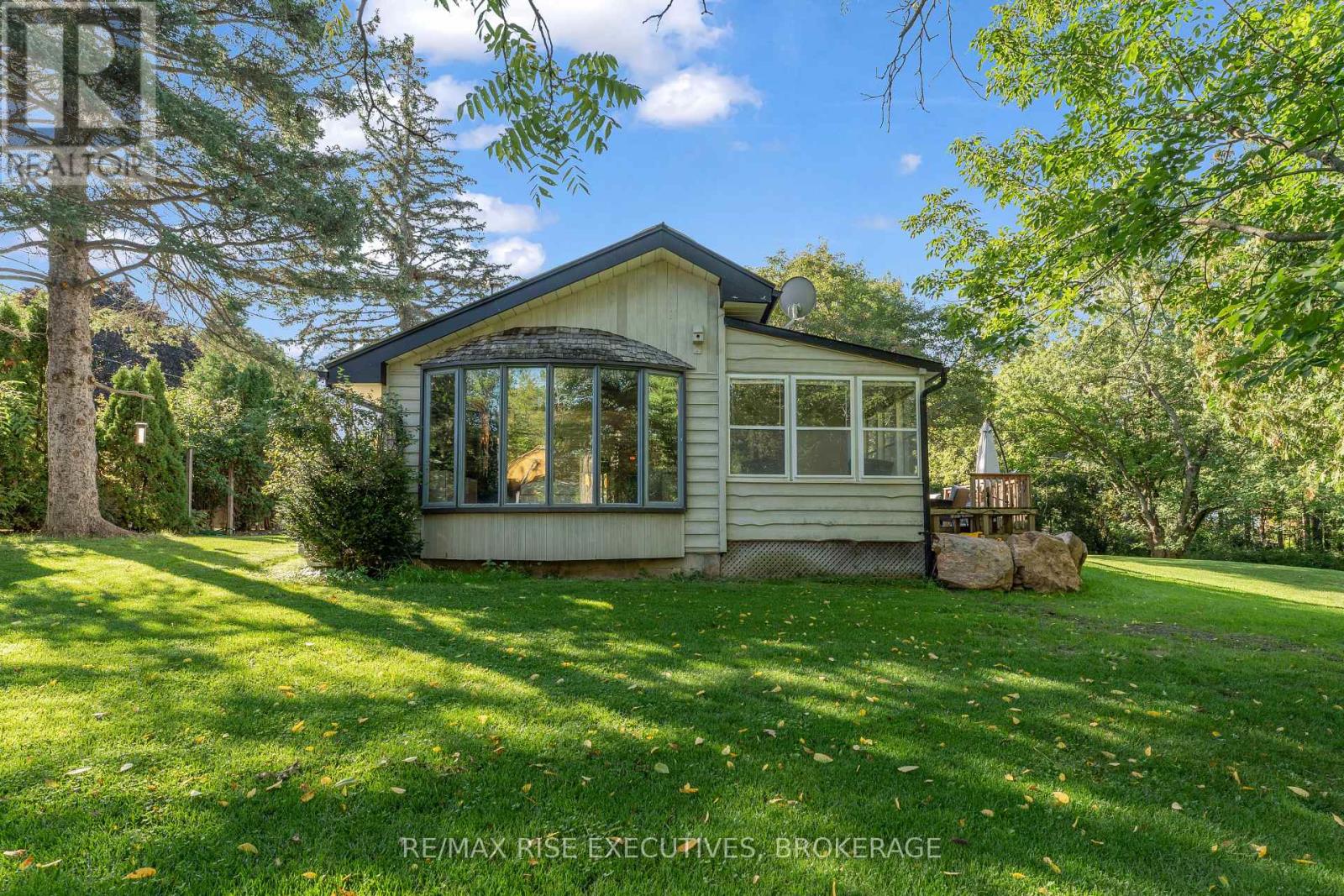 1664 SHORE ROAD - Image 39