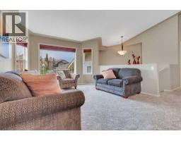 Bedroom - 68 Isbister Close, Red Deer, AB T4R0B9 Photo 8