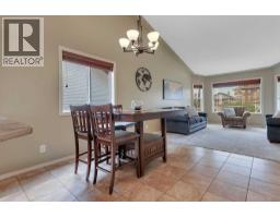 Family room - 68 Isbister Close, Red Deer, AB T4R0B9 Photo 10