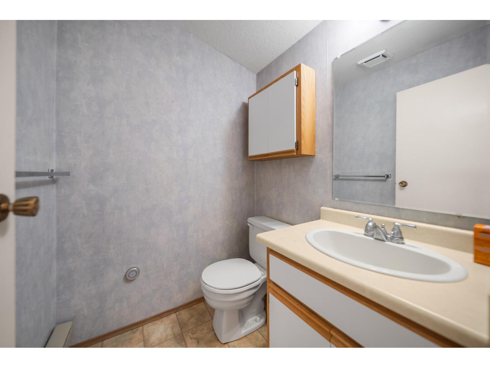 Photo of 5 32858 LANDEAU PLACE 25
