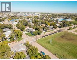 2021 15 Street, Coaldale, AB T1M1A1 Photo 16