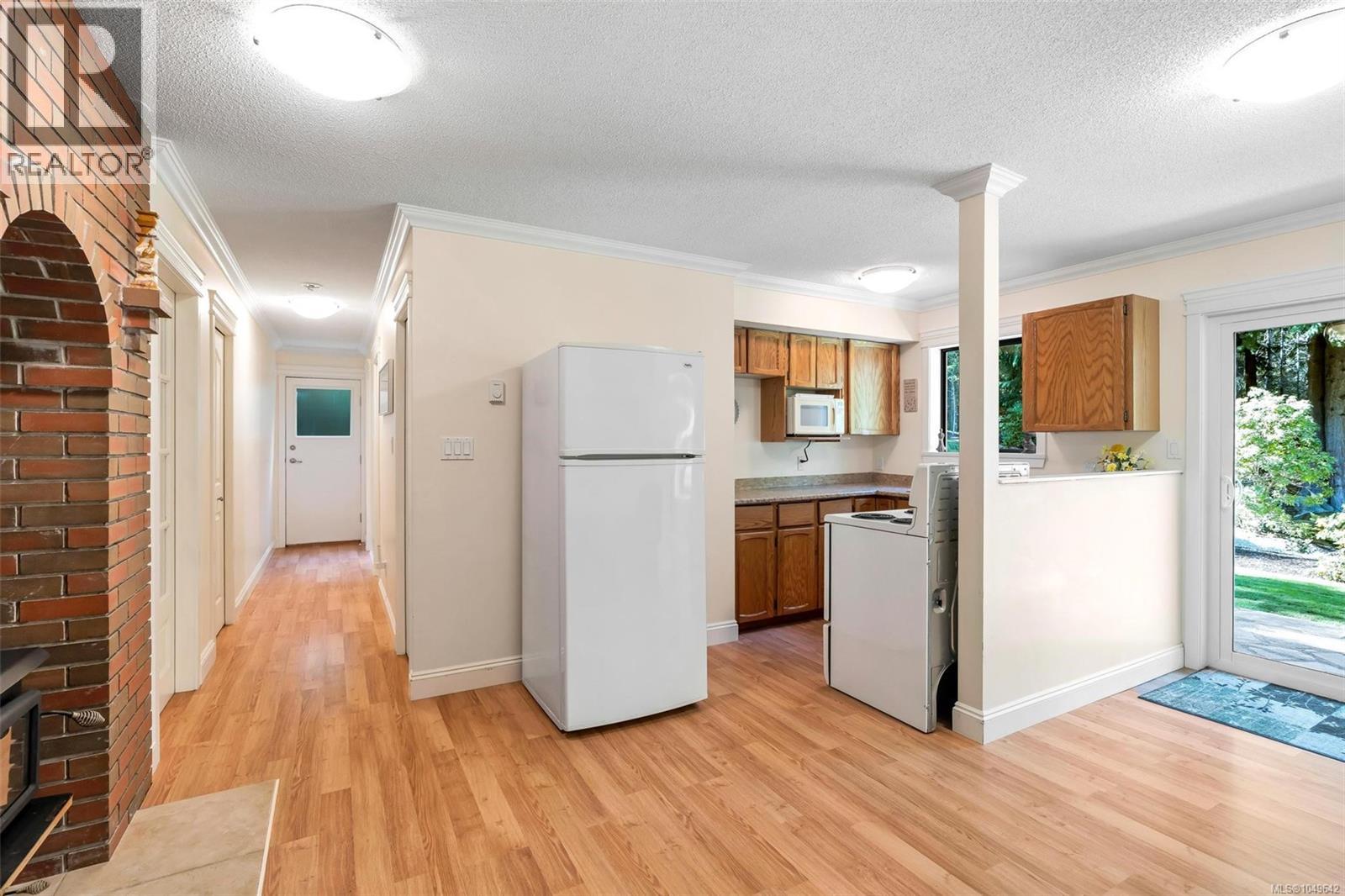 1453 Honeysuckle Pl - 26