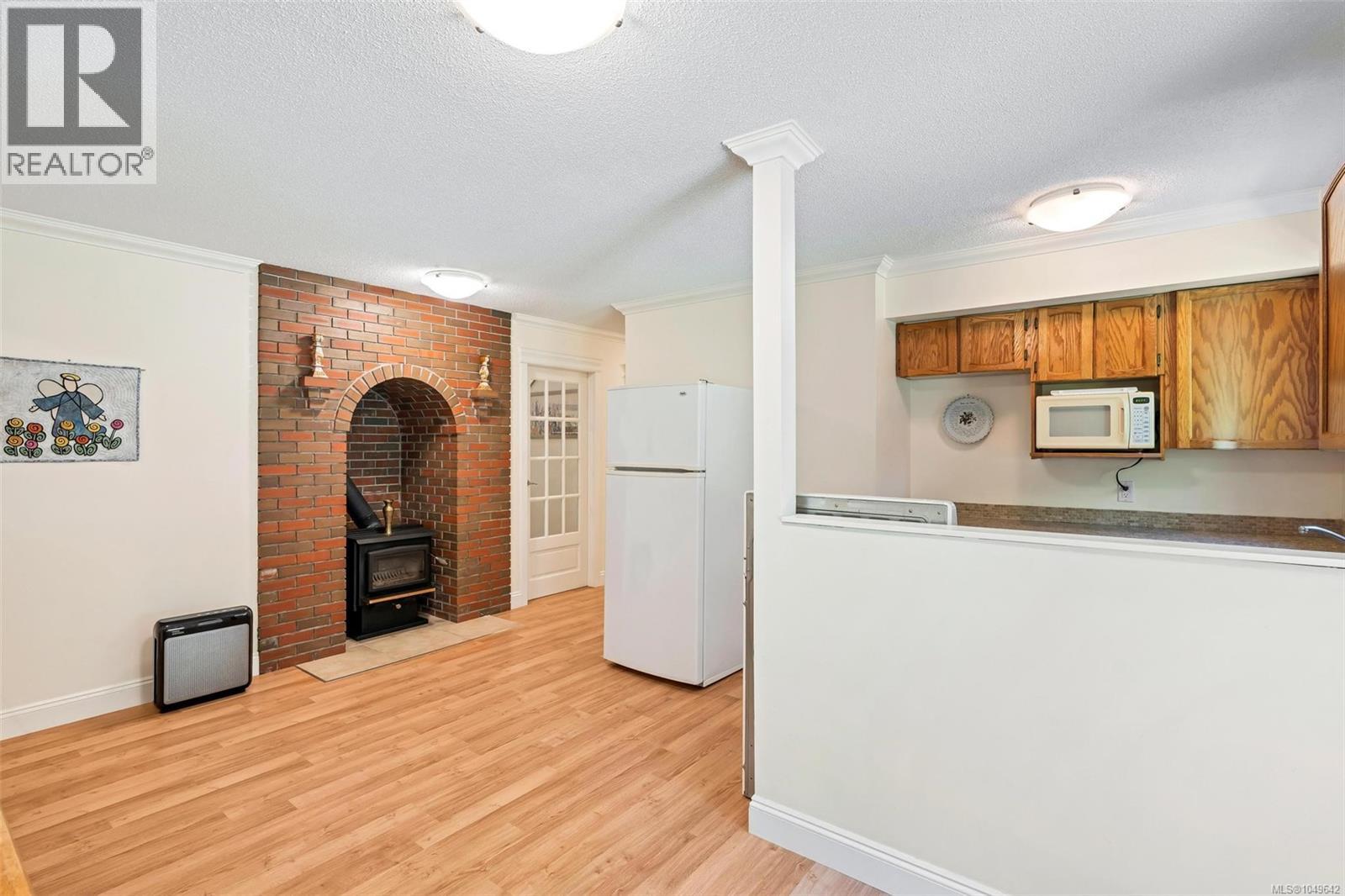 1453 Honeysuckle Pl - 28