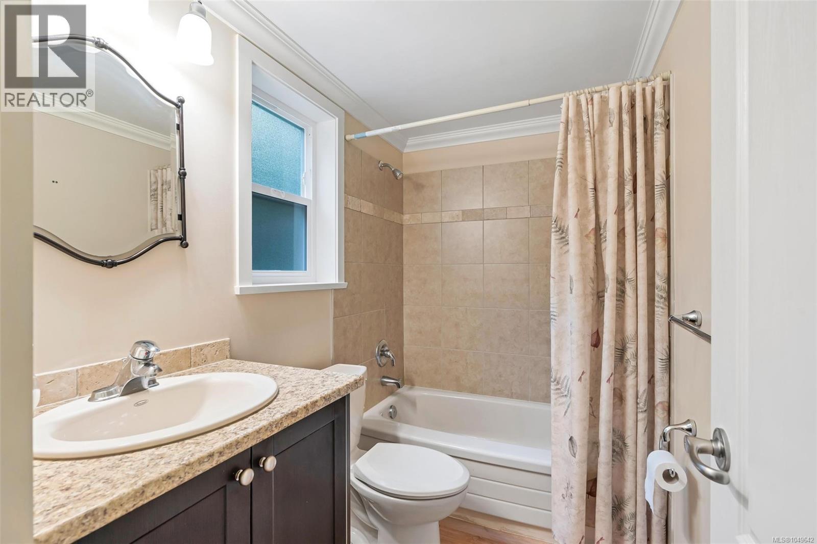 1453 Honeysuckle Pl - 35