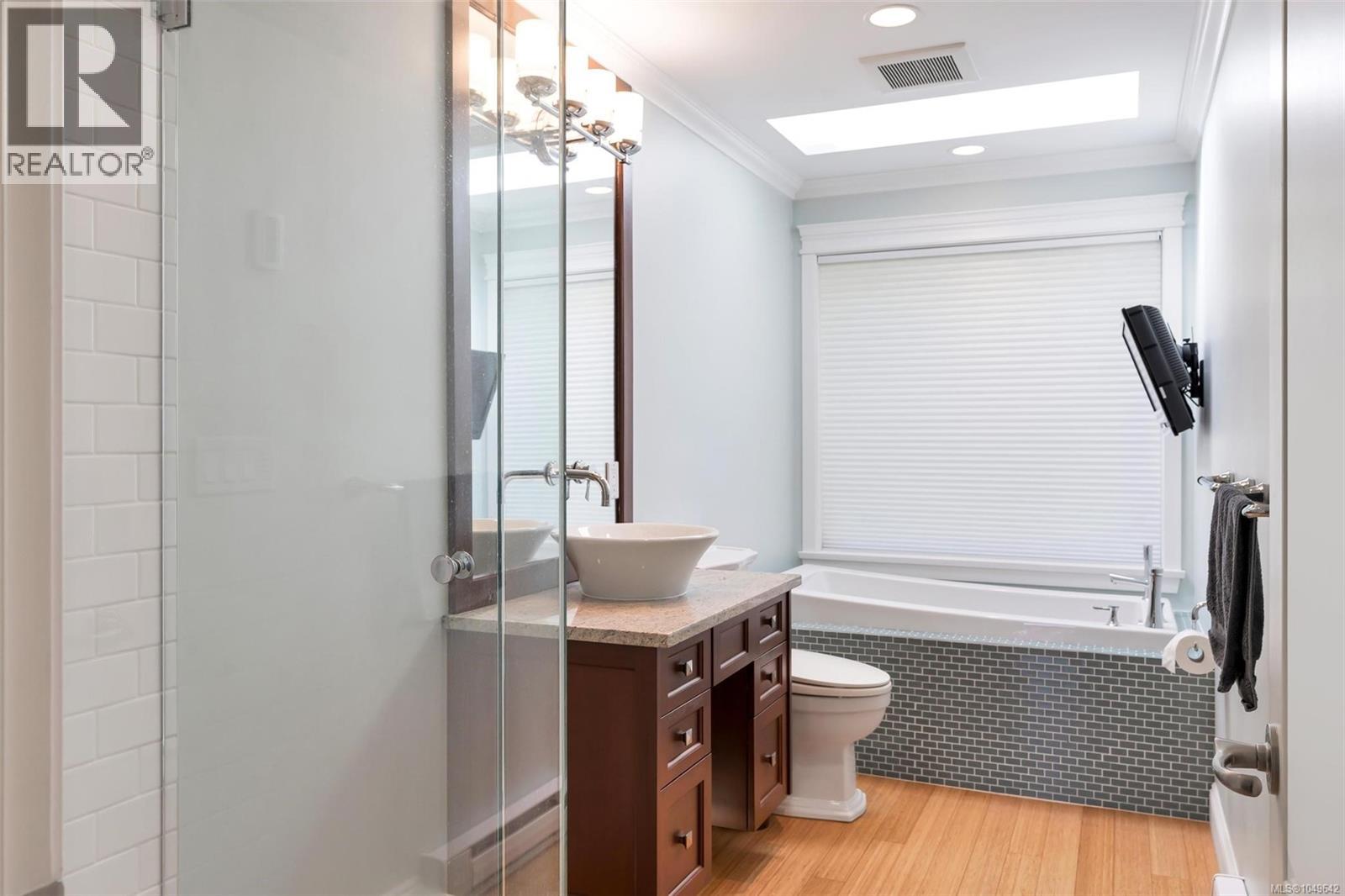 1453 Honeysuckle Pl - 19