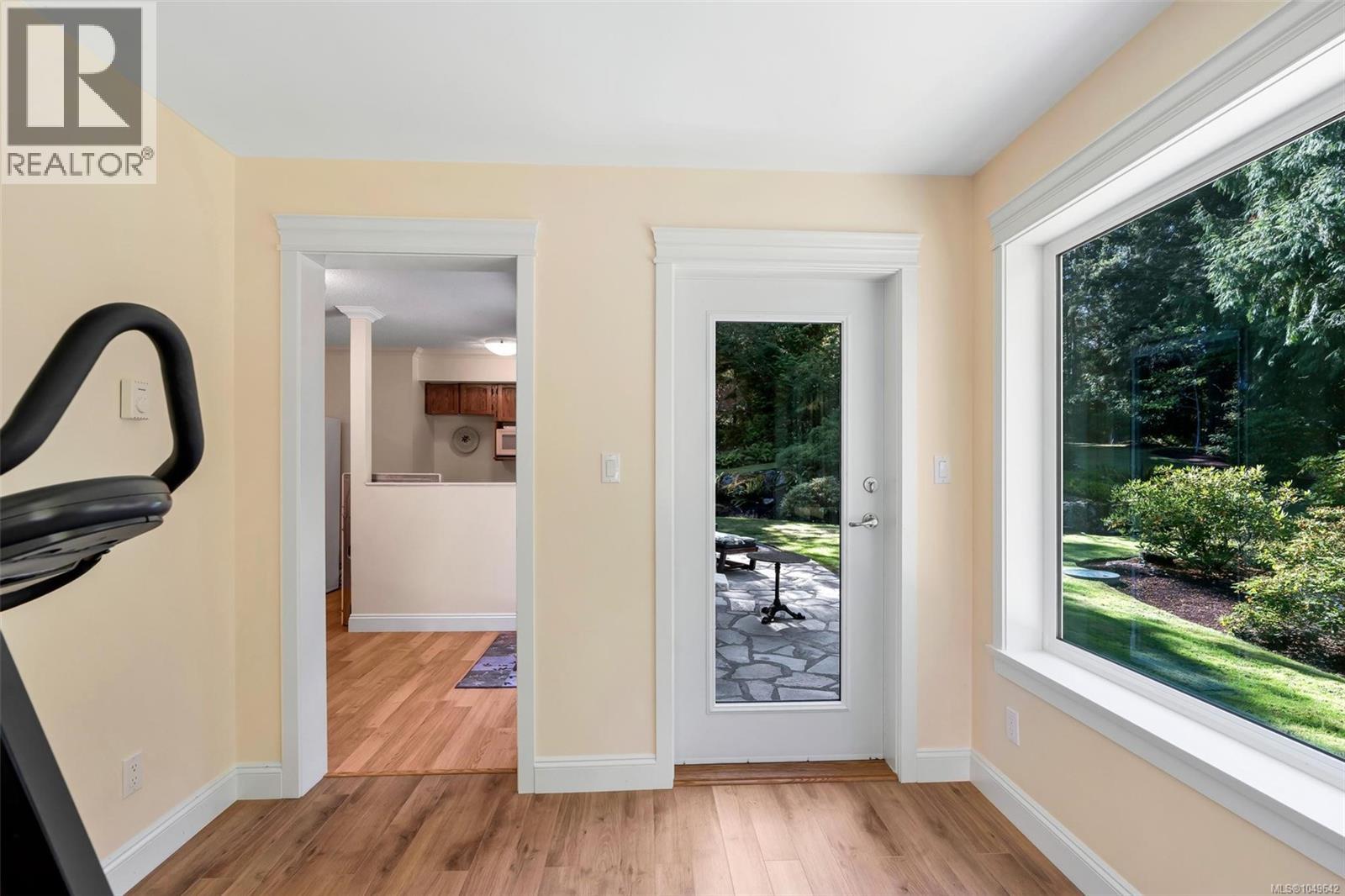 1453 Honeysuckle Pl - 33