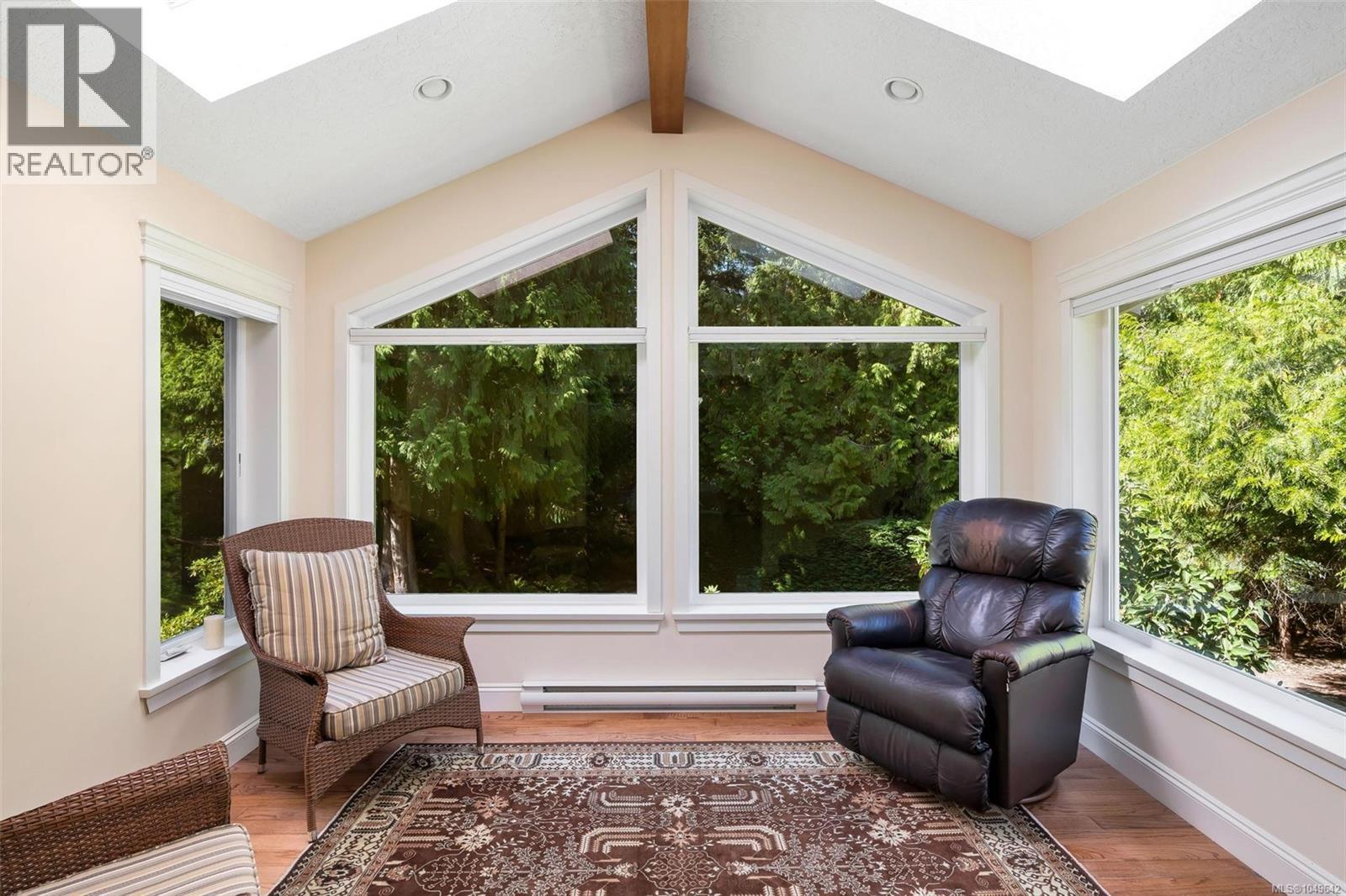 1453 Honeysuckle Pl - 13