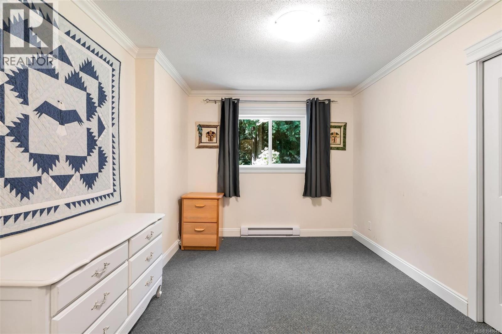 1453 Honeysuckle Pl - 29