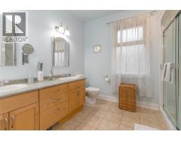 1150 Kathleen Dr, Duncan, BC V9L5S4 Photo 19