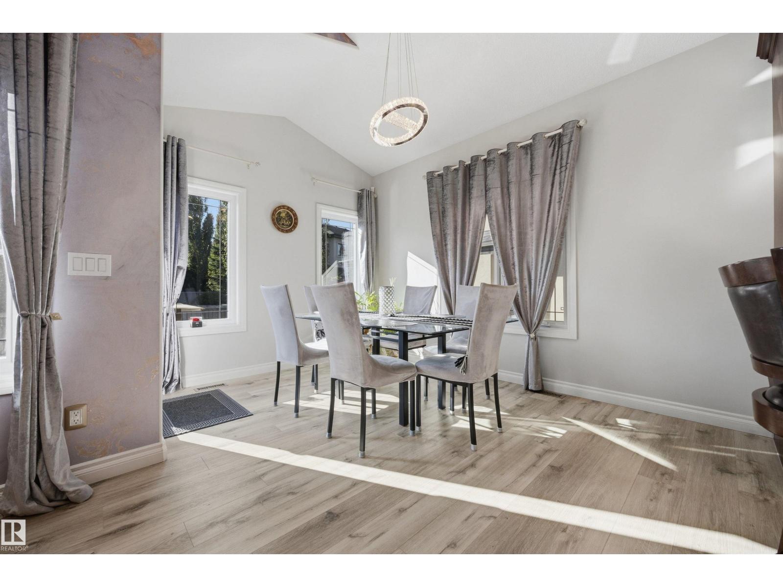 10819 175 AV NW - 21