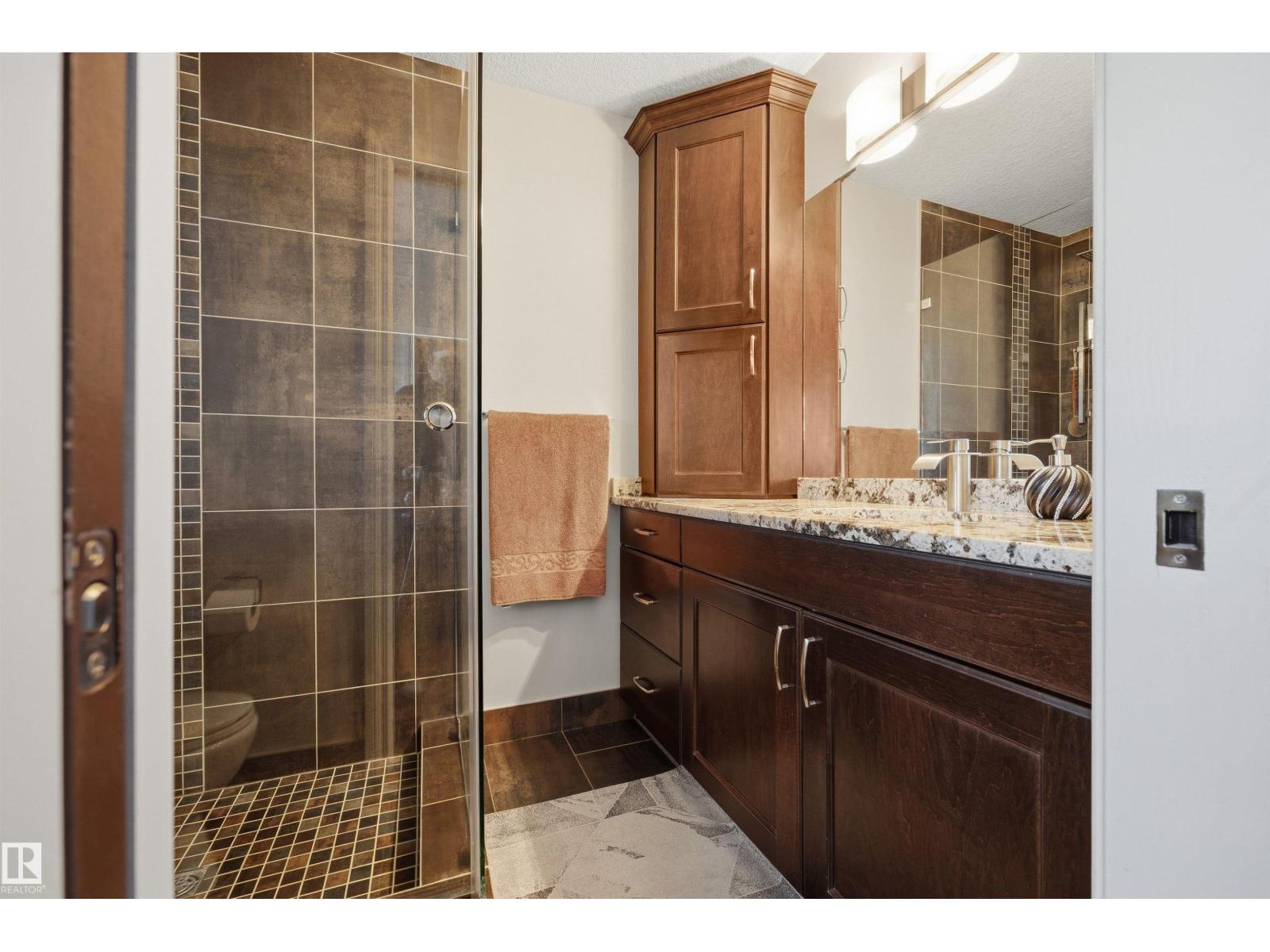 10819 175 AV NW - 38